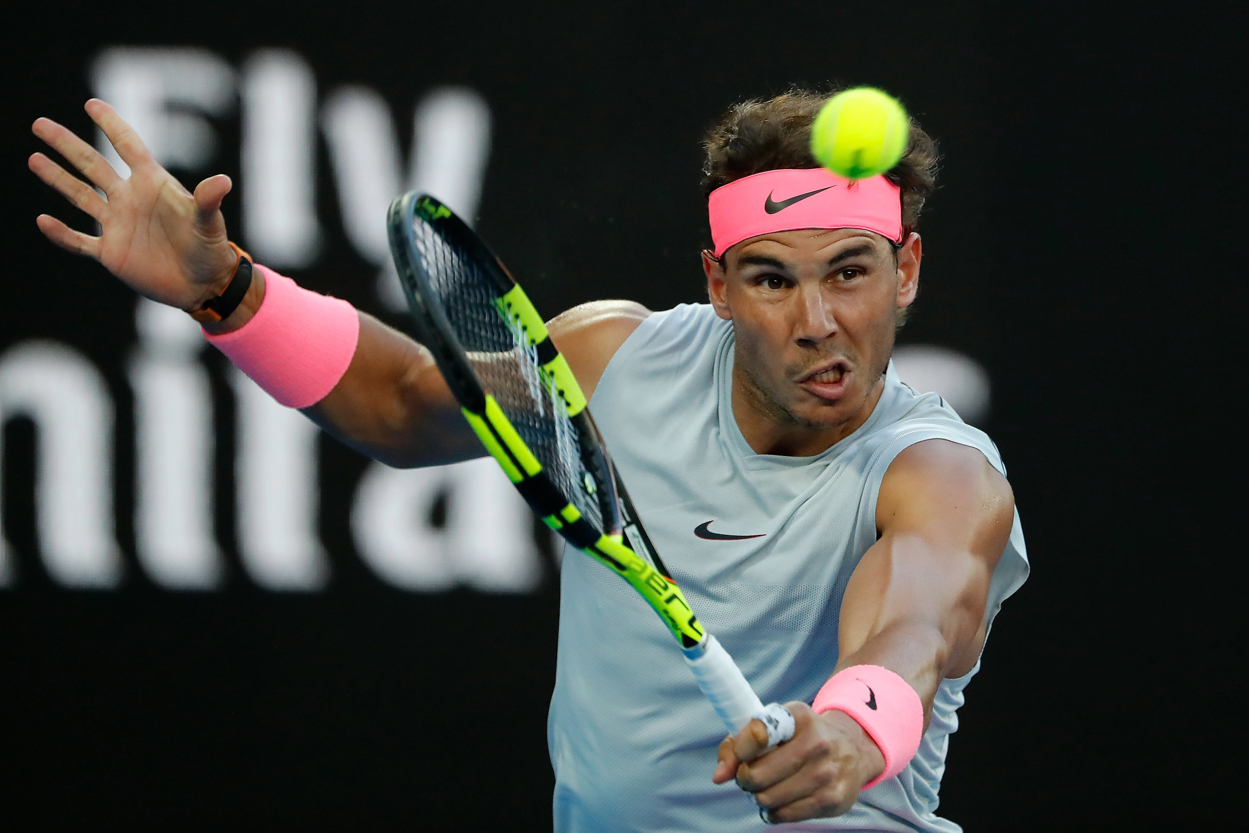 澳大利亚网球队鏖战美国网球队，纳达尔三分雨点燃全场的简单介绍