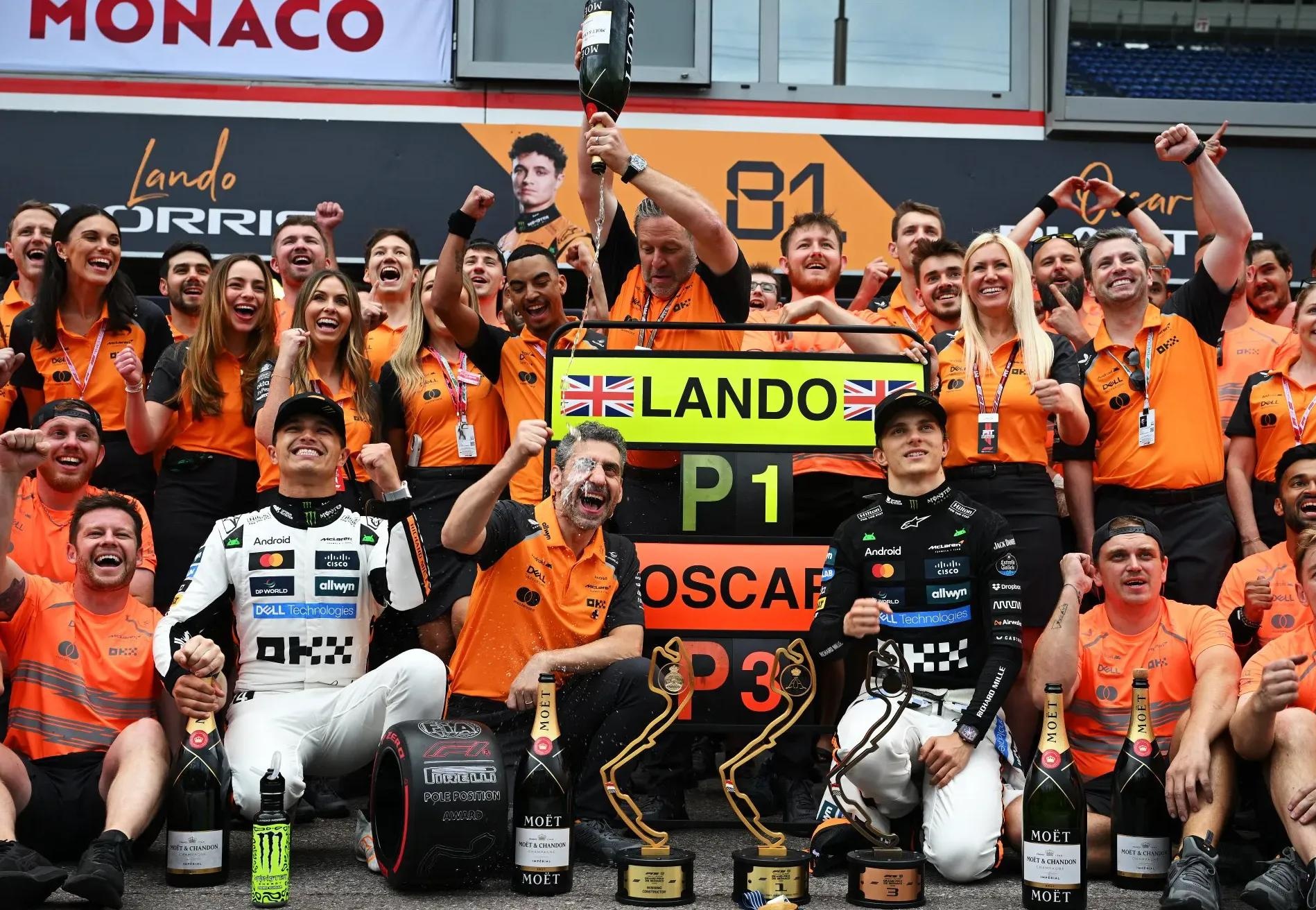 关于红牛车队轻取红牛二队，诺里斯关键制胜的信息