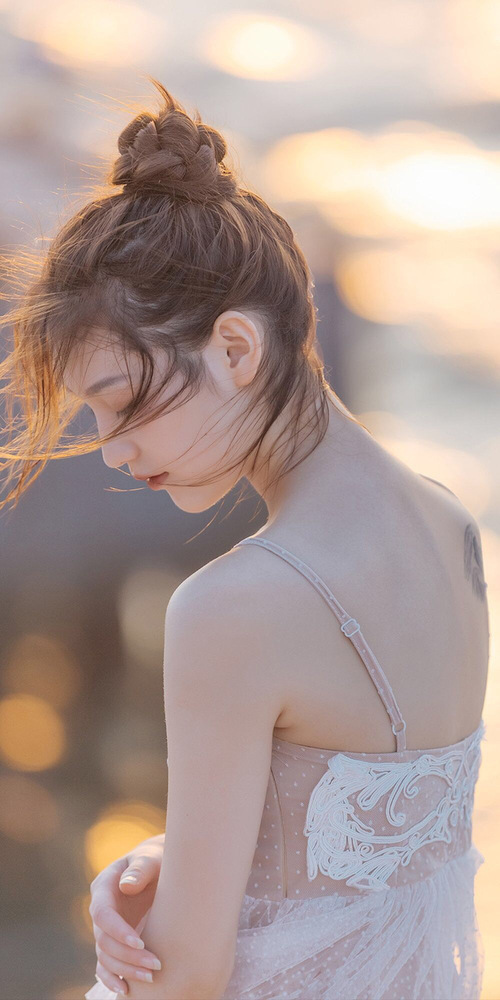 爱游戏官网-从寒冬到翻盘，汉密尔顿如何以肩膀扛起威廉姆斯车队，逆袭雷诺