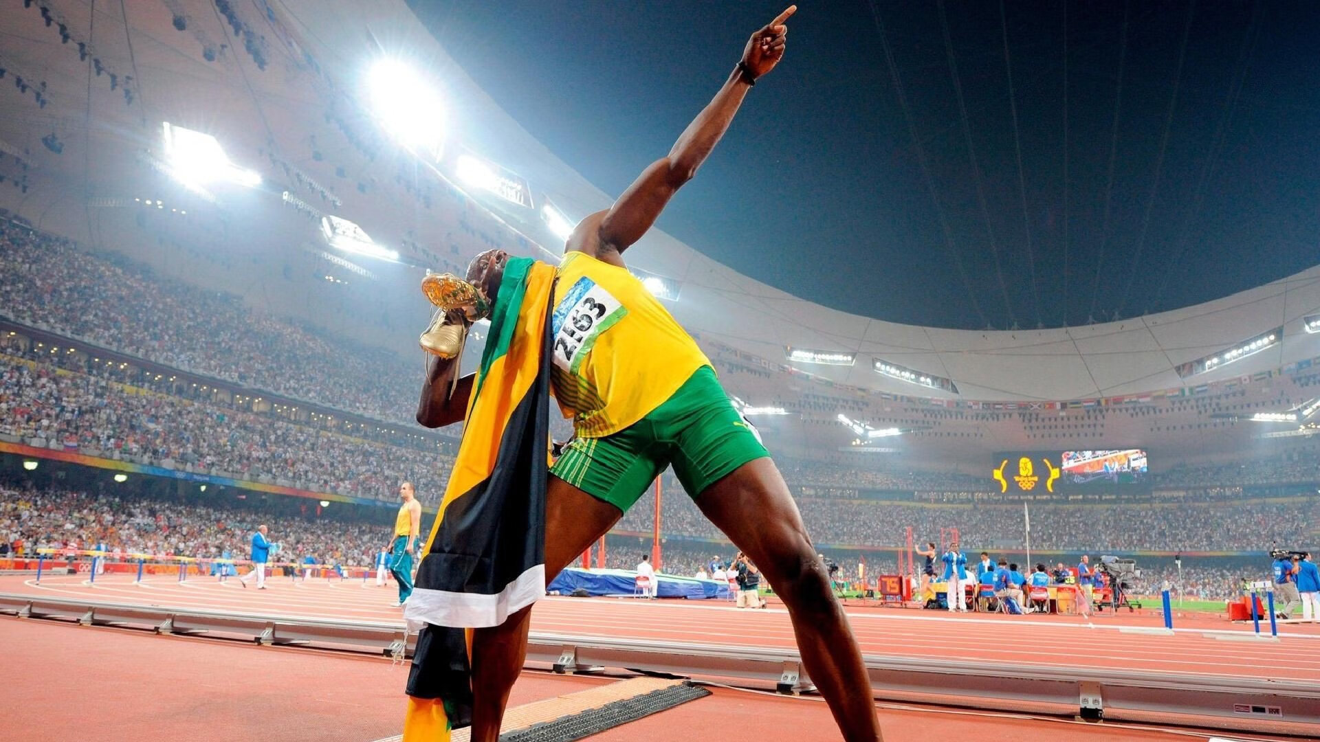 爱游戏tv-钢铁与丝绸，楚阿梅尼的爆发与德国战车的加时救赎