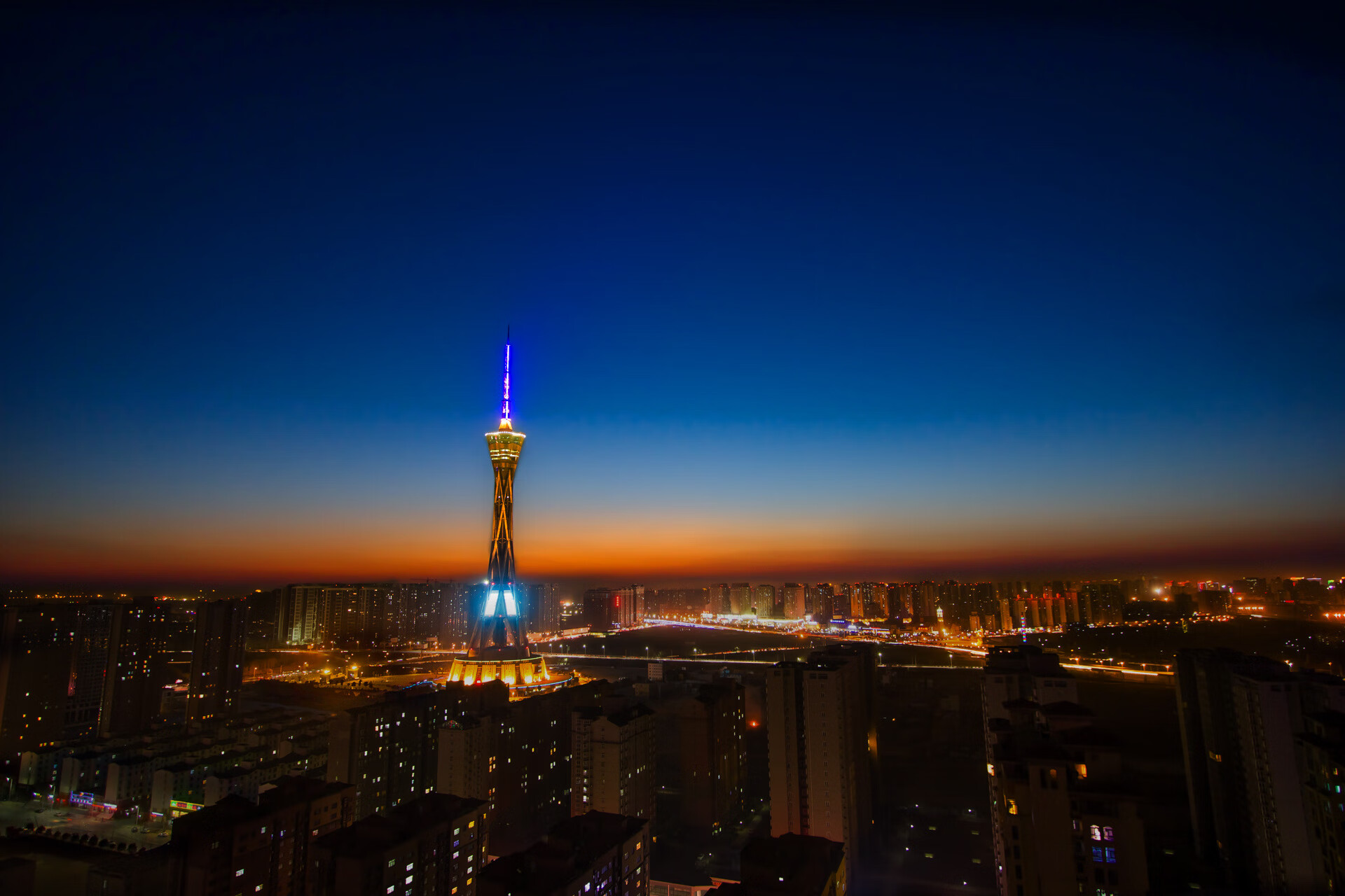 孤勇者的逆袭,2026世界杯,伊朗用钢铁防线与闪电反击撕裂摩洛哥